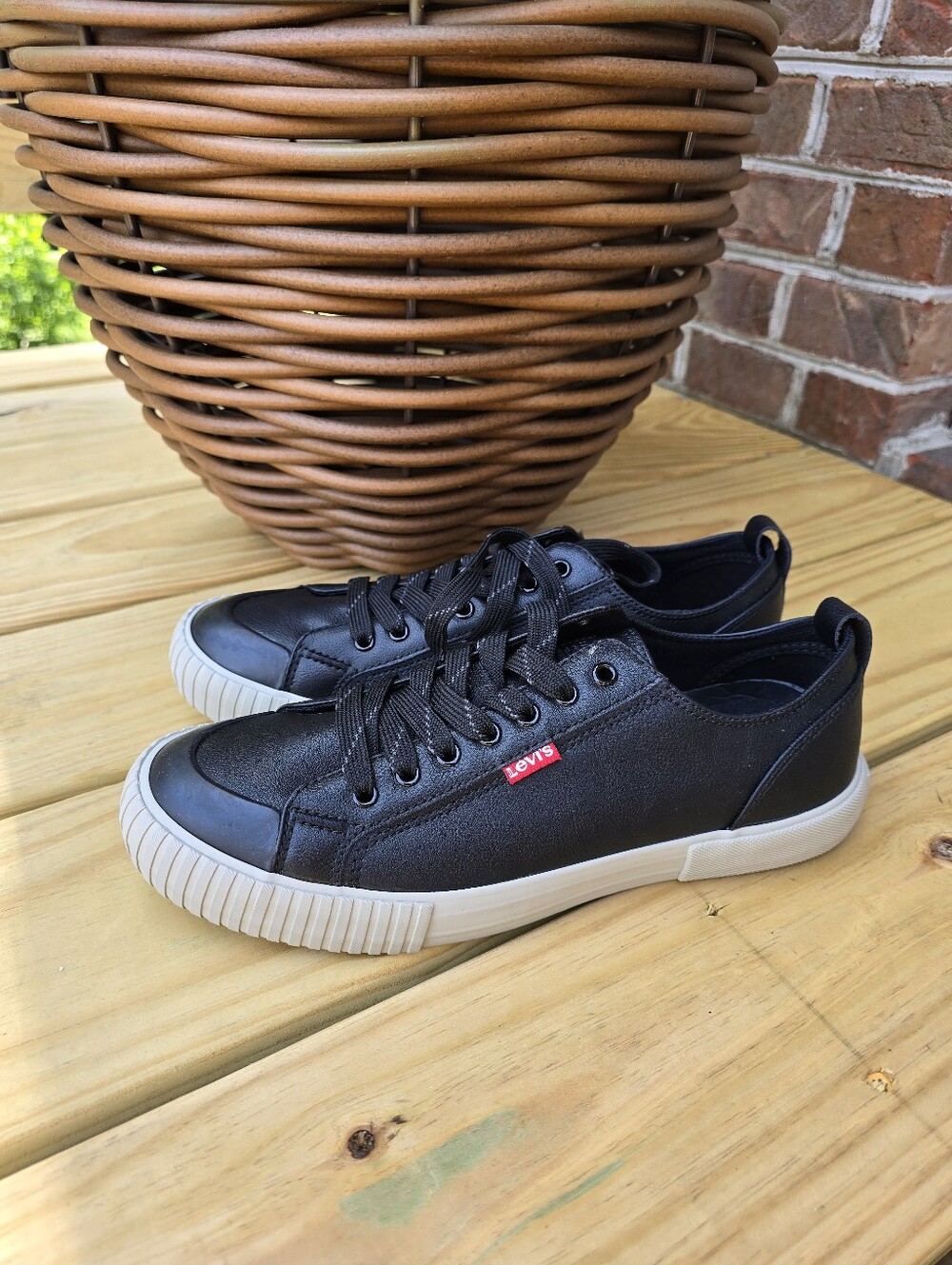 Levi's Men's Black Sneakers with White Sole
